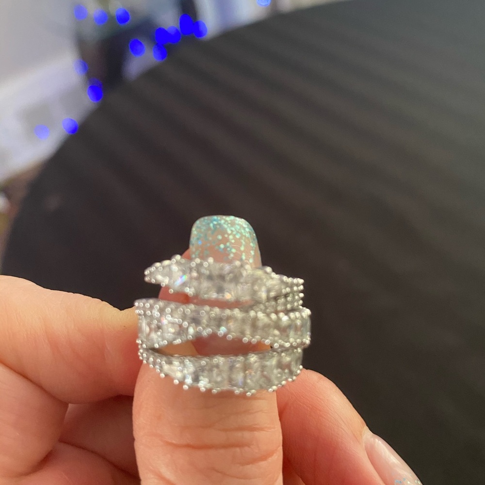 Swarovski ring - Picture 2 of 10